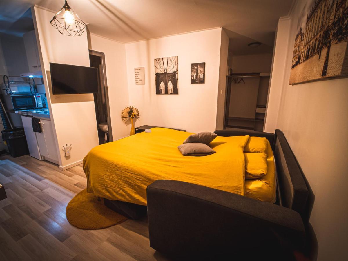 Le P'Tit Jeanne D'Arc Logements Insolites Nancy Exterior foto